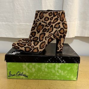 Sam Edelman Leopard calf hair booties - size 9.5